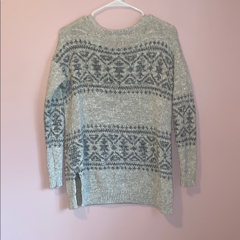 Patterned Gray Sweater - Picture 2 of 2
